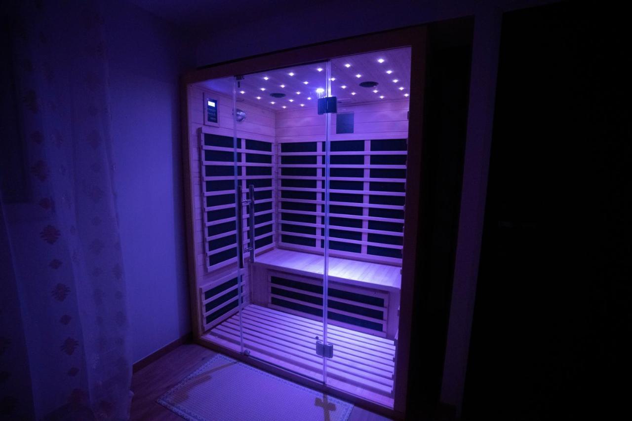 Sinalospa - Culiacan - Appartement Jardin Jacuzzi Sauna A 5 Minutes De Nancy Place Stanislas Champigneulles Dış mekan fotoğraf